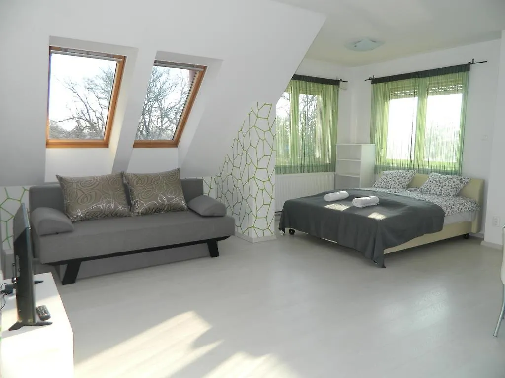 Strand Apartman Apartamento Hajdúszoboszló Hungria