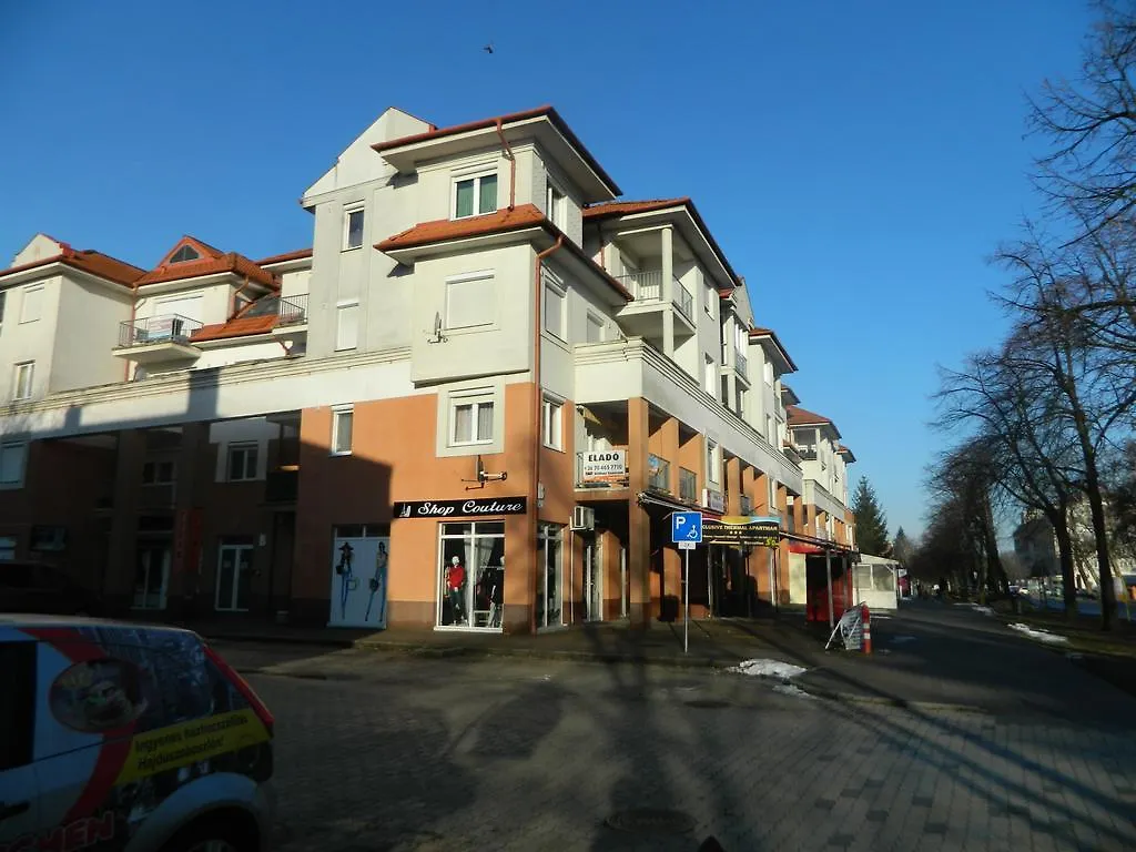 Strand Apartman Apartamento Hajdúszoboszló